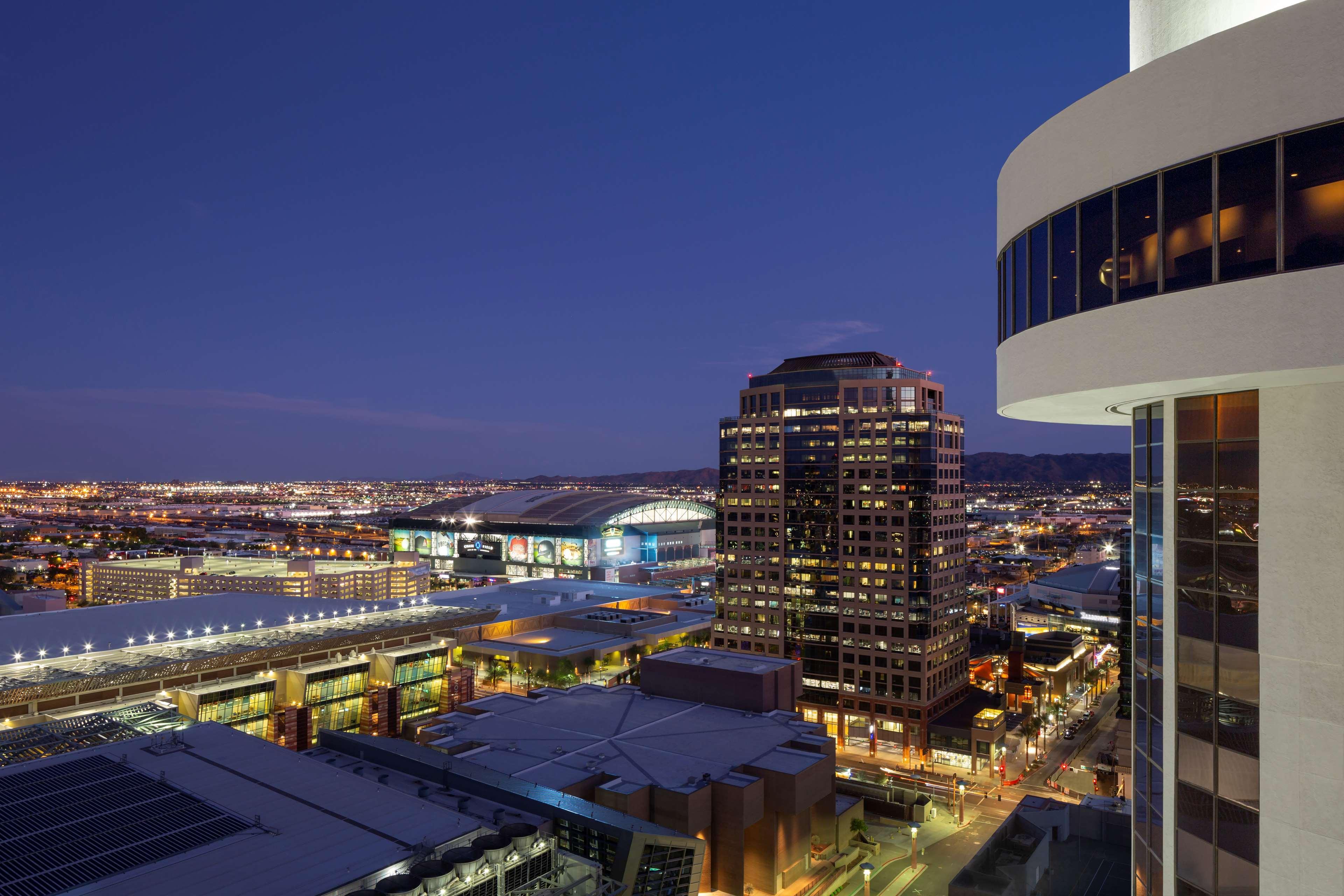 Hyatt Regency Phoenix Downtown - No Destination Fees Kültér fotó