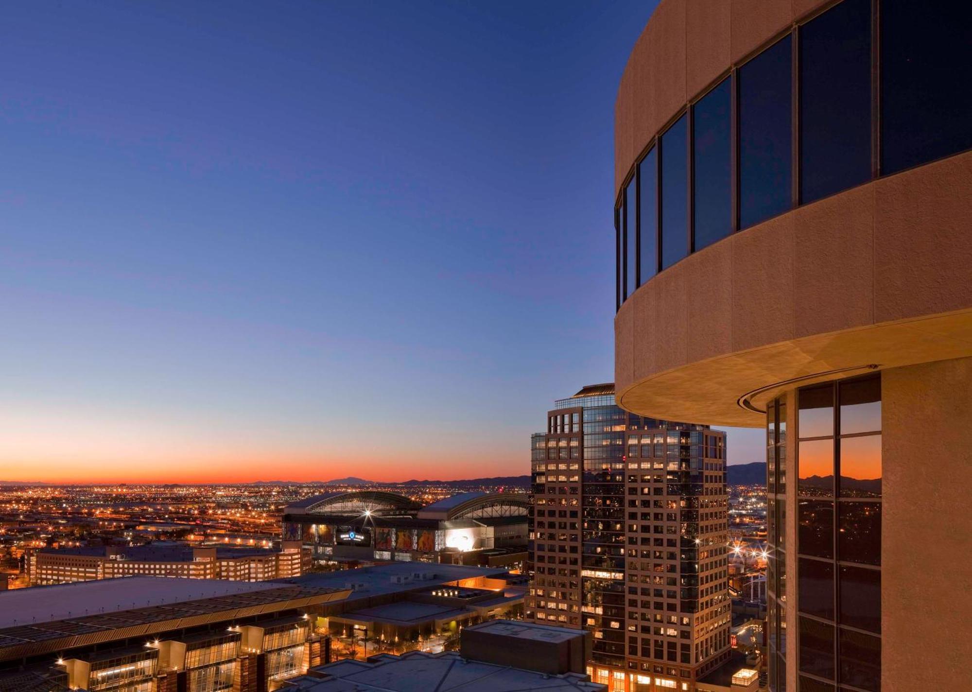 Hyatt Regency Phoenix Downtown - No Destination Fees Kültér fotó